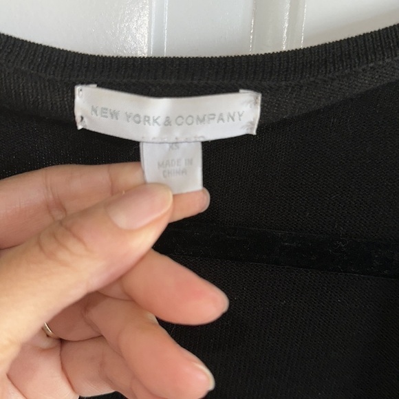 NEW York &  Co Lightweight Cardigan - Picture 5 of 9